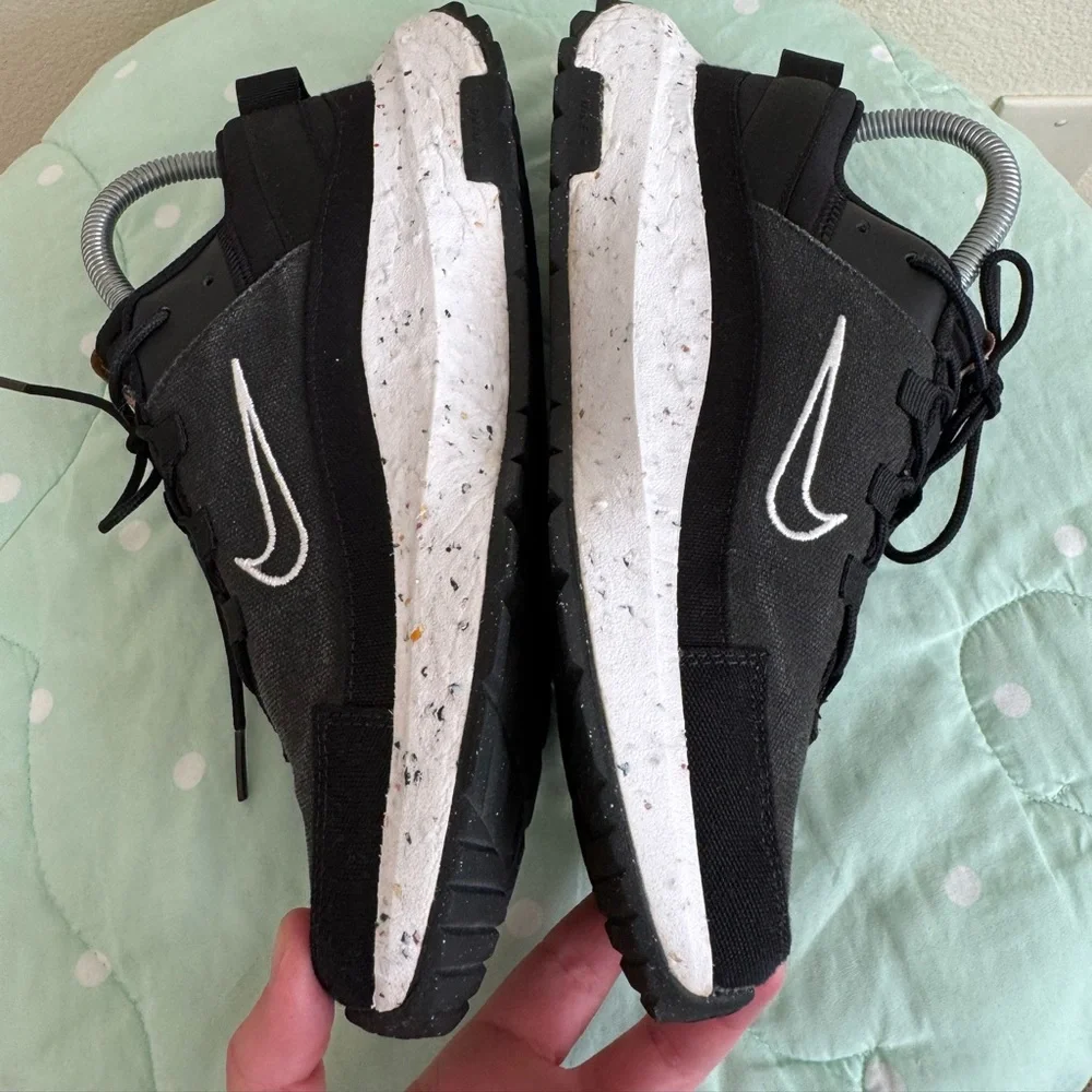 Nike Crater Remixa Women’s Sneakers size 7.5